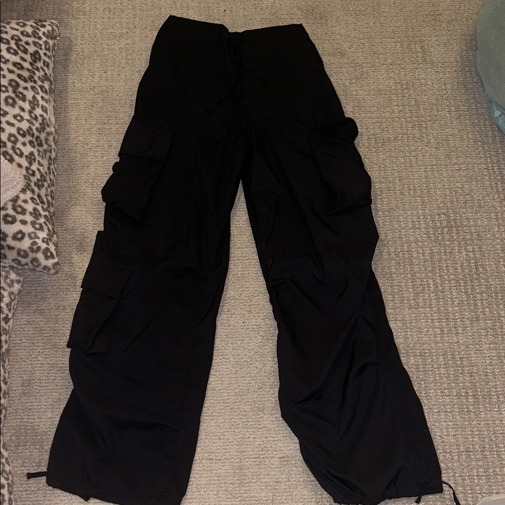 Muv Activewear Black Parachute Pants